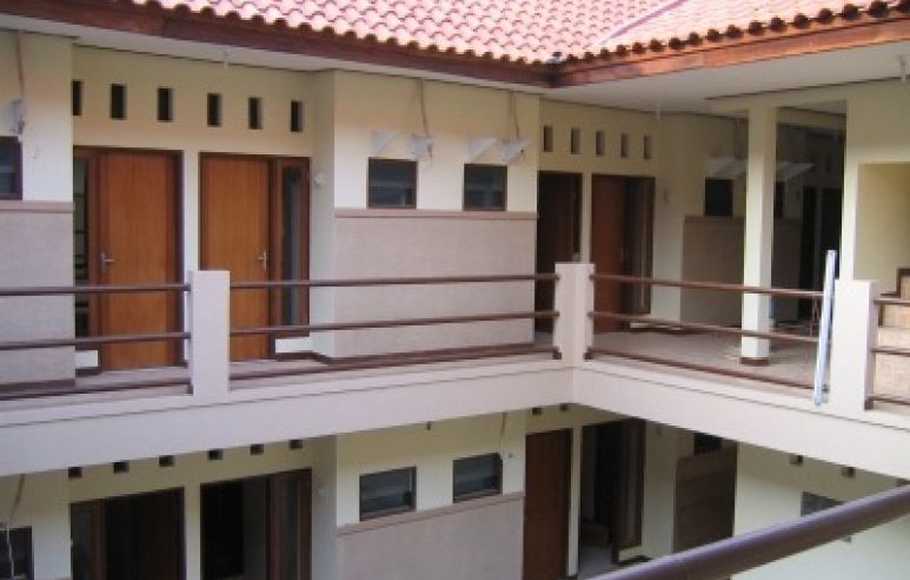 Mamaku Tinggal di Rumah Kost